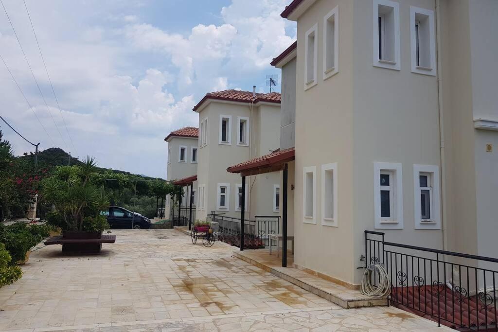 Sea View Apartment Maisonette Sívota المظهر الخارجي الصورة
